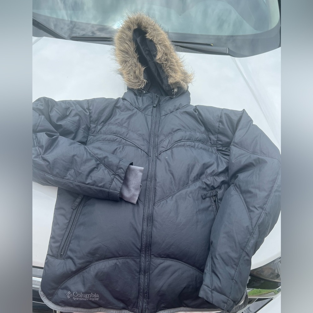 Columbia Down Filled Hooded Coat with Detachable Fur Lining Size Small